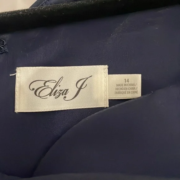 Eliza J Navy Blue Mermaid Gown - Picture 6 of 7